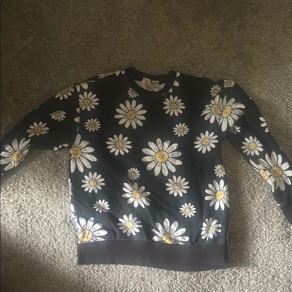 Black Sweatshirt with Daisy Print